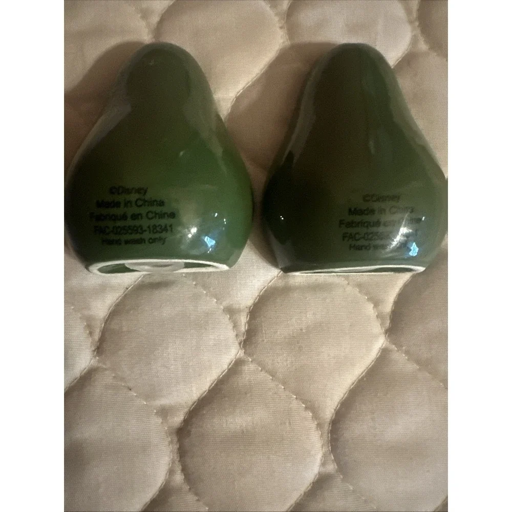 Disney Mickey Mouse‎ Avocado Salt Pepper Shakers, fit together, Has Orig Sticker